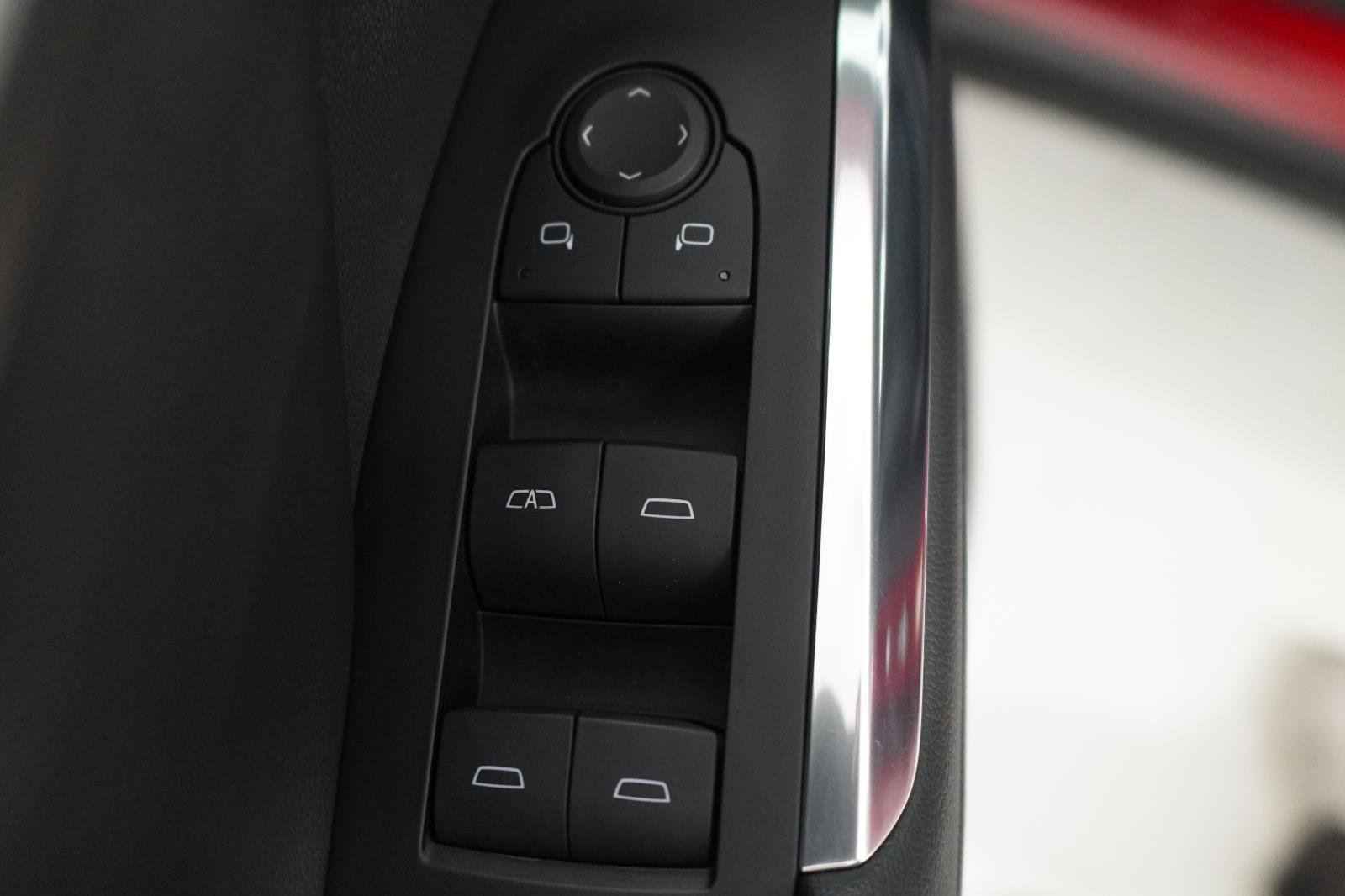 Used 2024 Chevrolet Traverse LT w/ Midnight/Sport Edition image 15