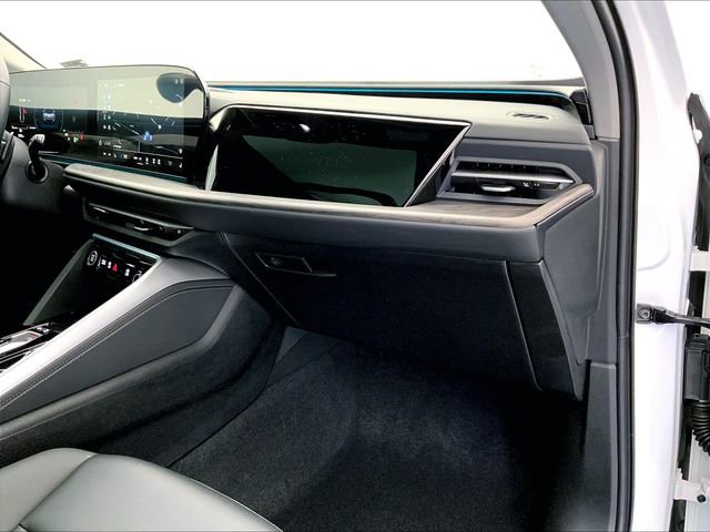 Used 2025 Audi Q5 Premium Plus w/ Premium Plus image 16