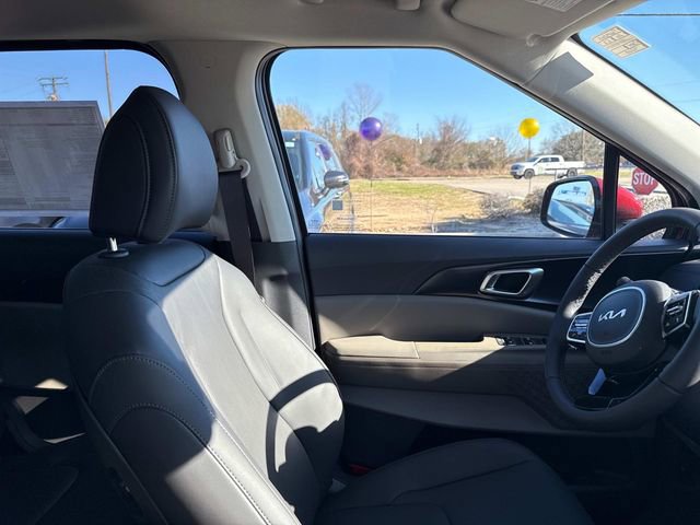New 2026 Kia Carnival image 14