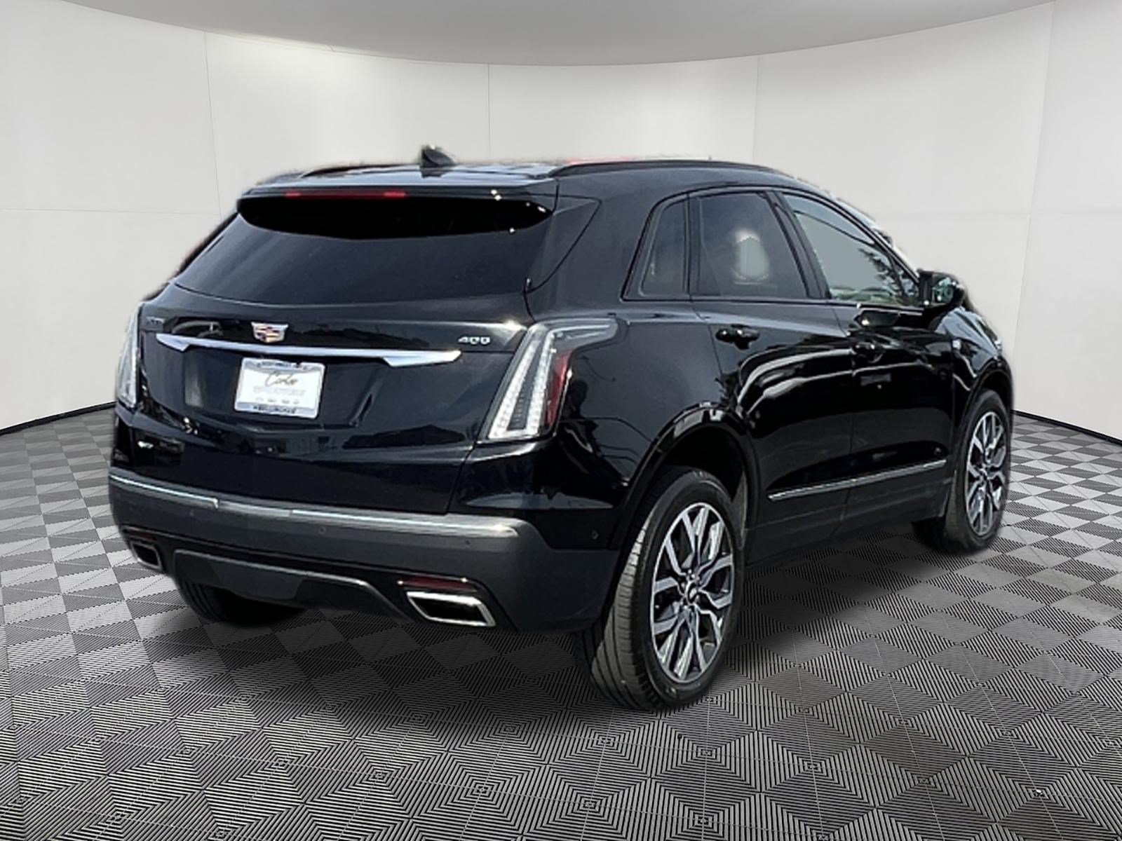 Used 2021 Cadillac XT5 Sportv w/ Platinum Package AWD/4WD image 6