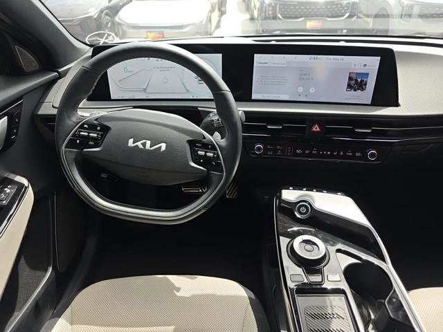 Certified 2024 Kia EV6 GT-Line w/ GT-Line White Seat Package AWD/4WD image 9