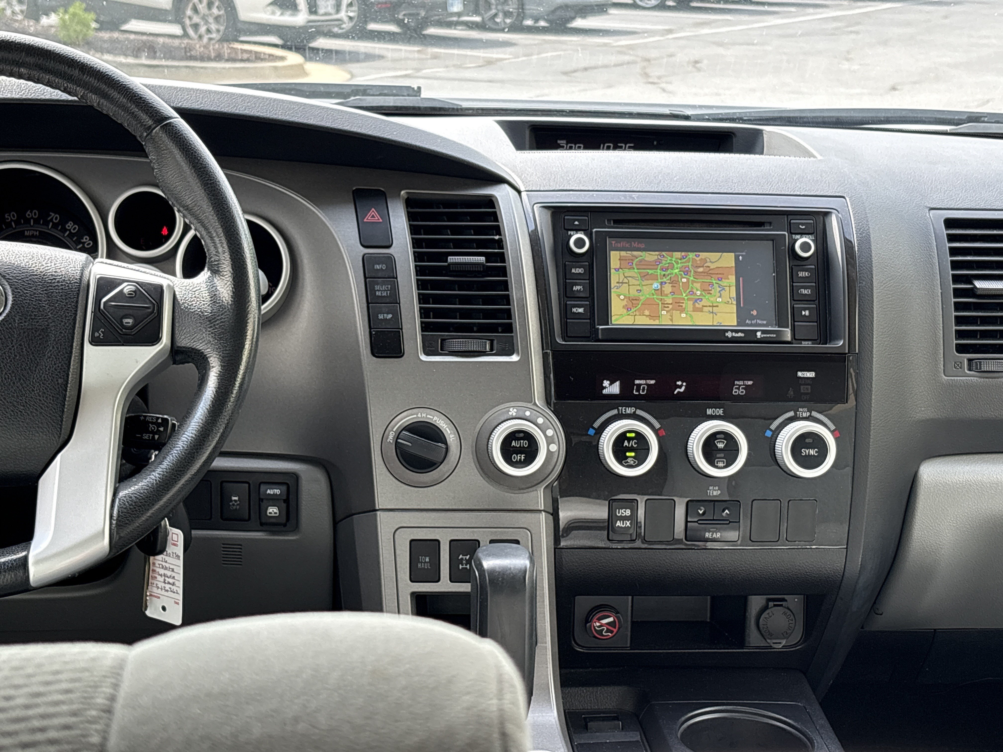 Used 2016 Toyota Sequoia SR5 AWD/4WD image 29