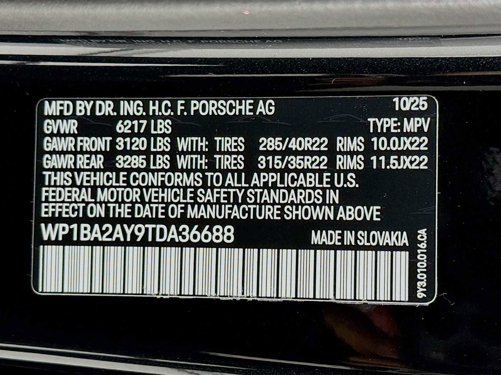 New 2026 Porsche Cayenne Coupe image 34