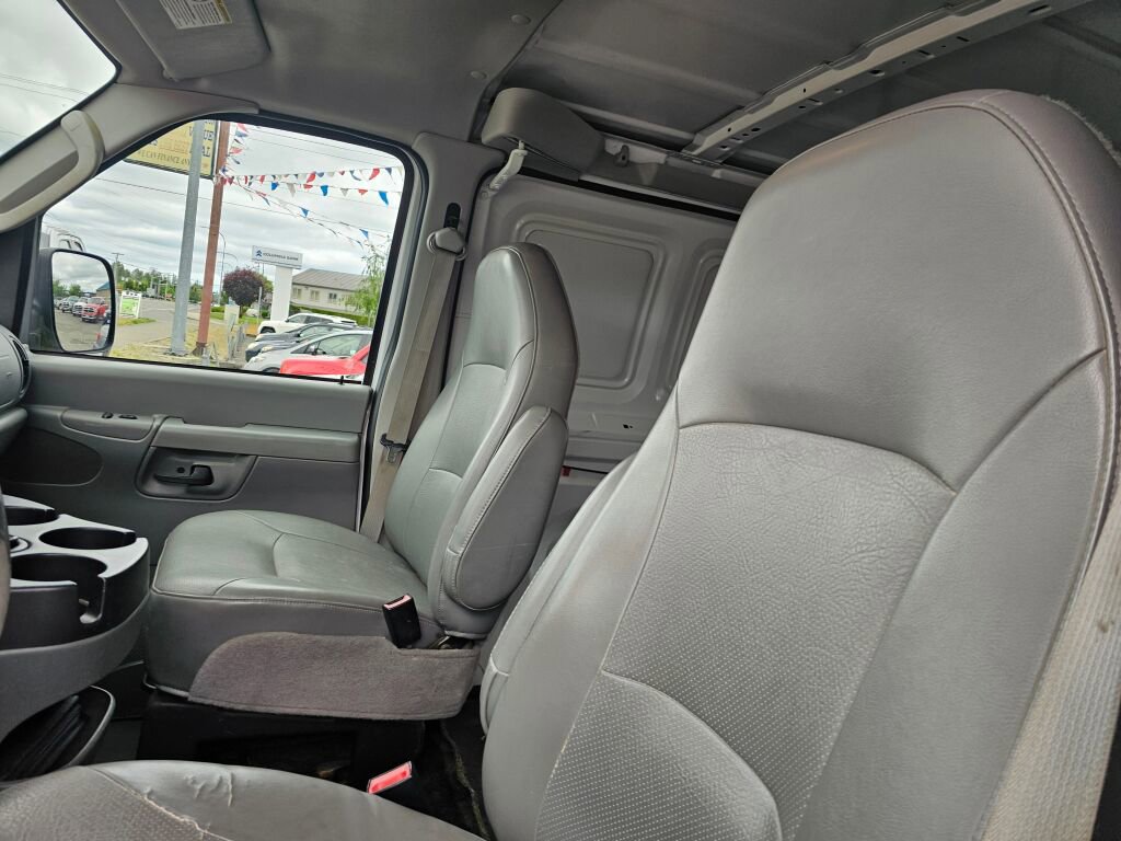 Used 2008 Ford E-150 and Econoline 150 RWD image 21