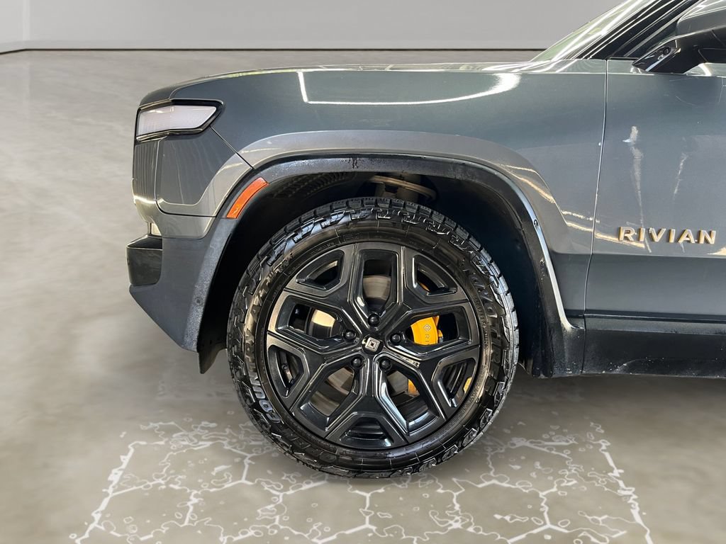 Used 2023 Rivian R1S Adventure AWD/4WD image 14