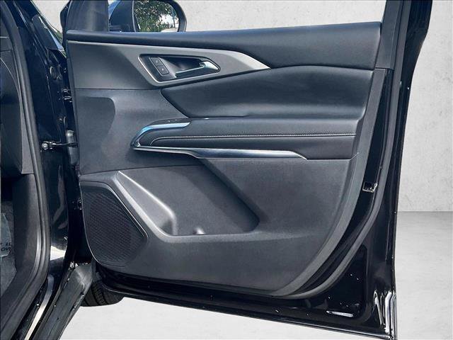Certified 2024 Chevrolet Traverse LT FWD image 16