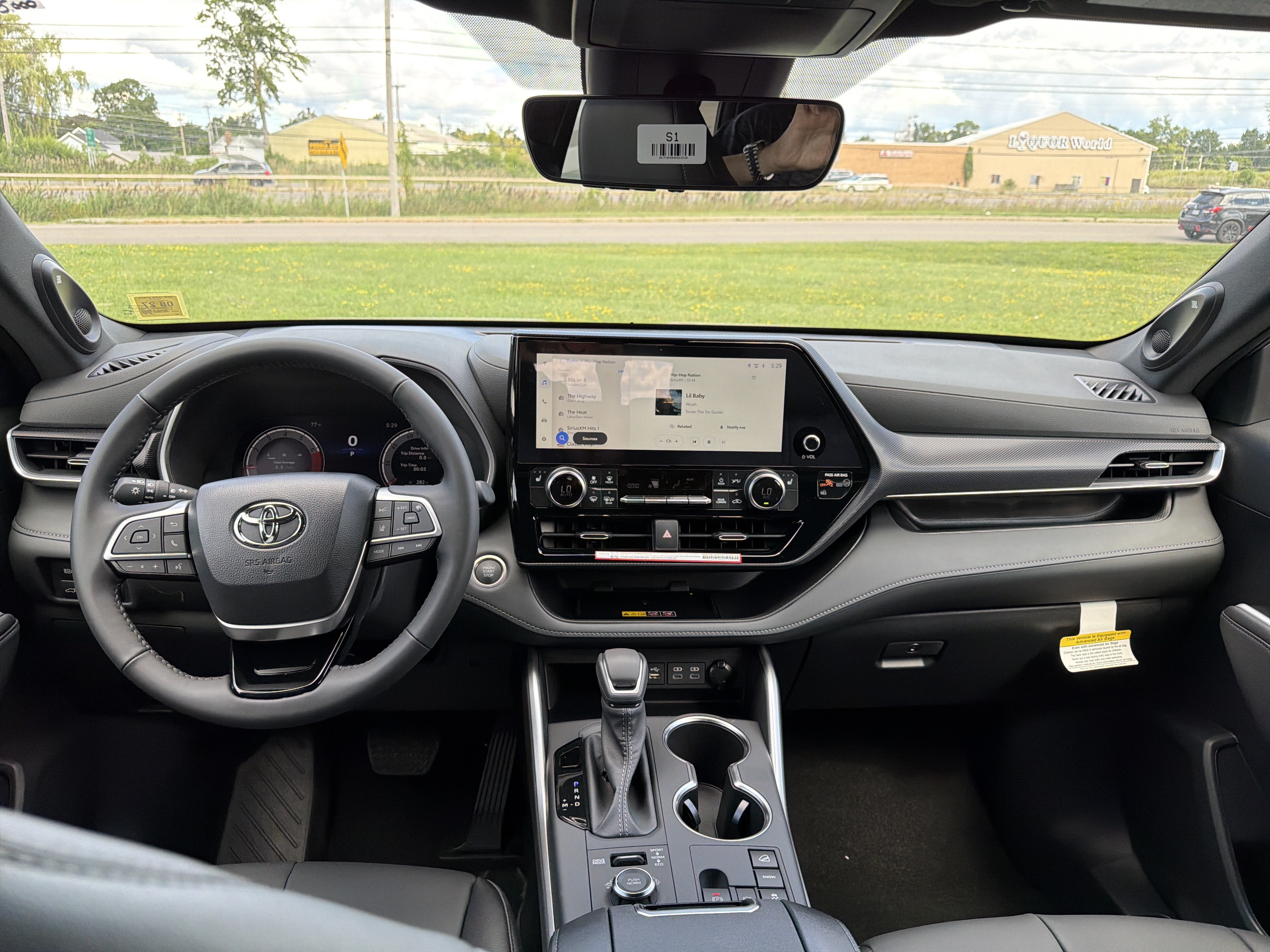 New 2026 Toyota Highlander XSE AWD/4WD image 12