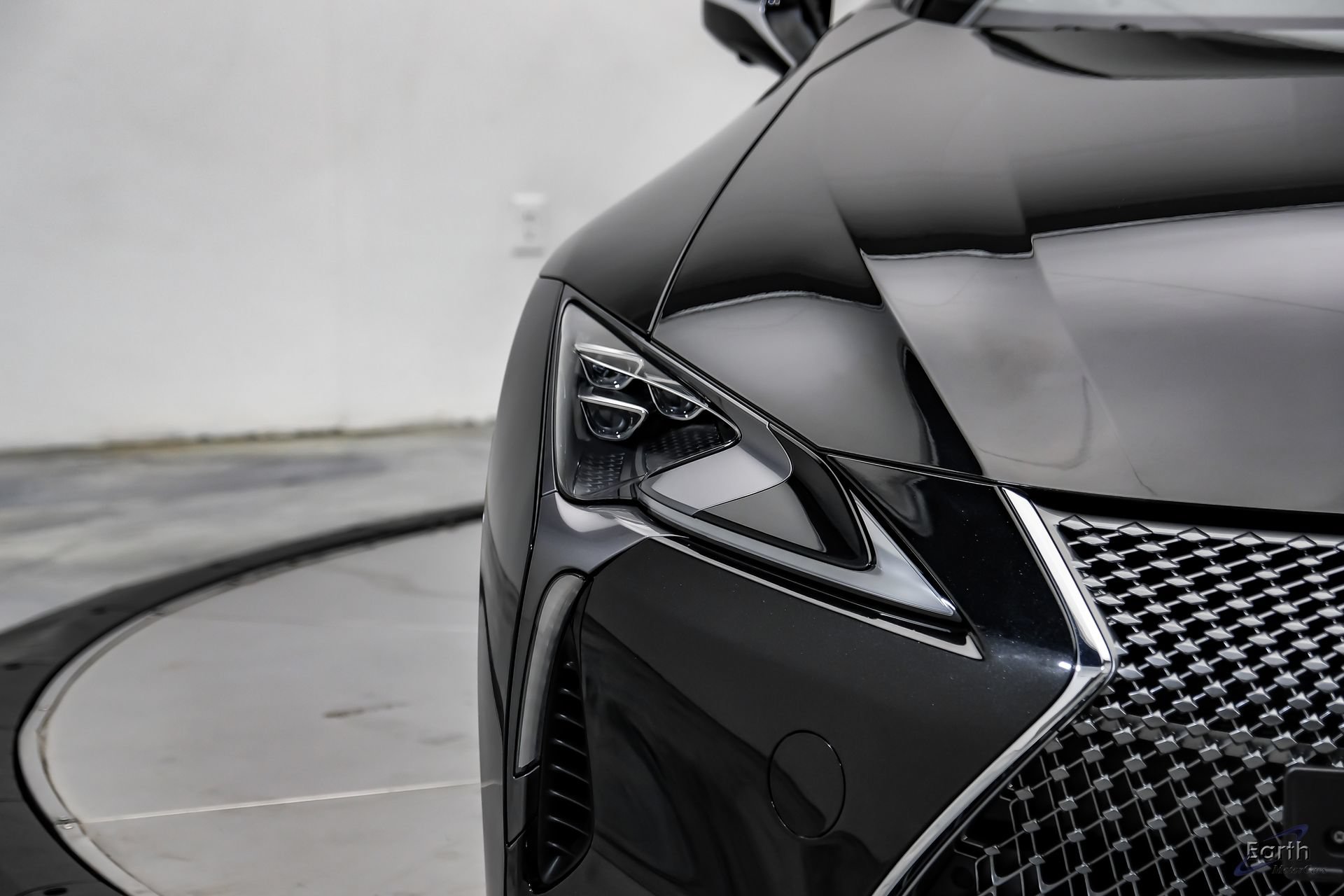 Used 2024 Lexus LC 500 Convertible w/ Touring Package RWD image 30