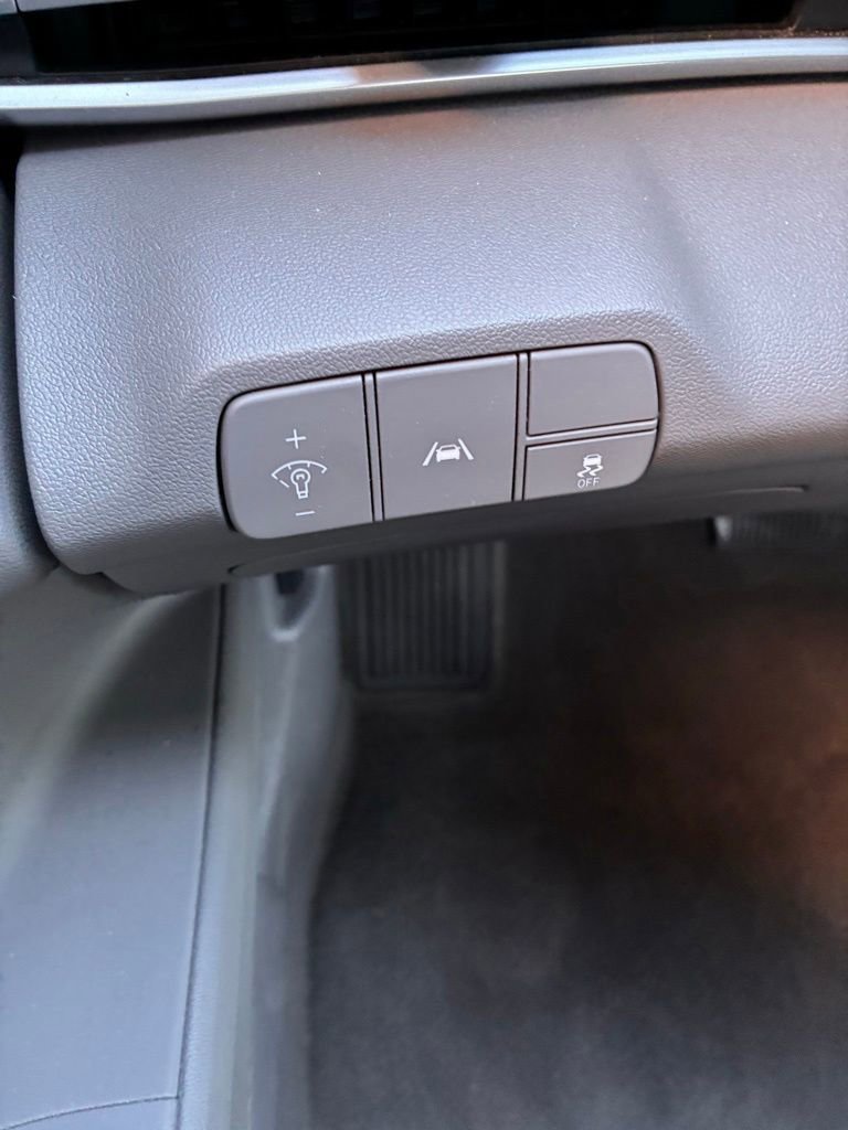 Used 2023 Hyundai Elantra SEL w/ Convenience Package FWD image 22