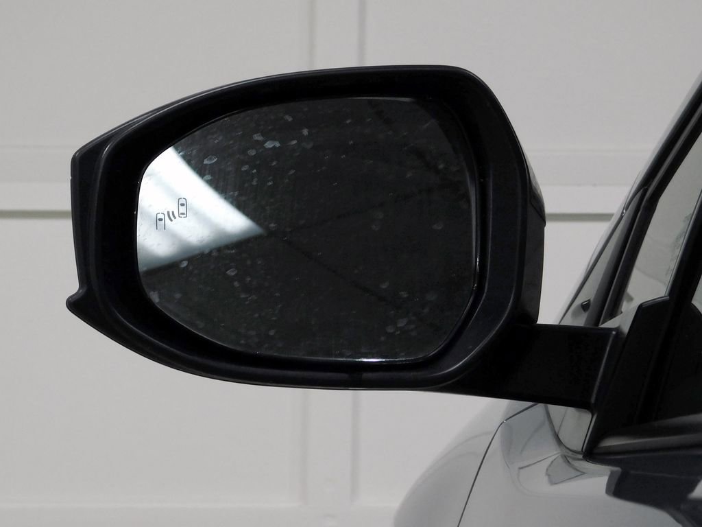 Used 2024 Toyota Prius XLE image 26