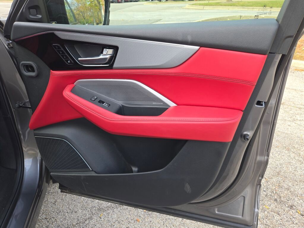 Used 2025 Acura MDX A-Spec image 9