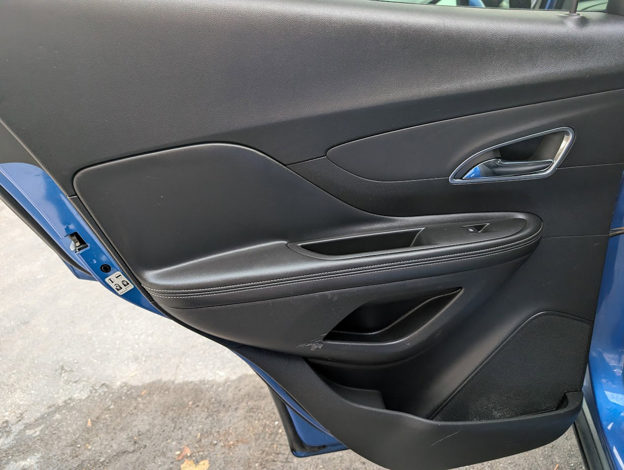 Used 2016 Buick Encore Sport Touring image 39