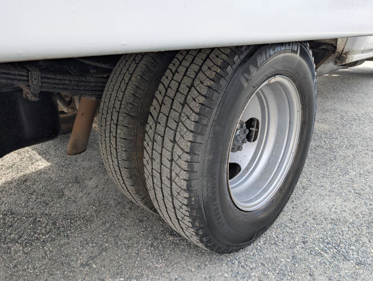 Used 2015 GMC Sierra 3500 2WD Crew Cab image 6