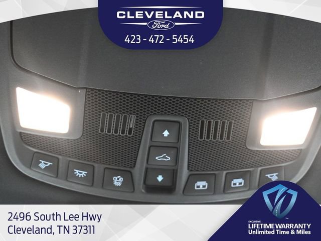 Used 2022 Ford F250 Lariat w/ Black Appearance Package image 23