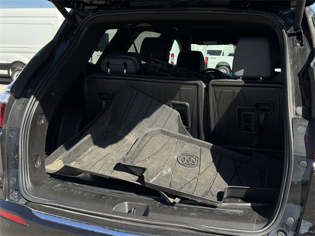 Used 2024 Buick Enclave Essence w/ Sport Touring Edition image 33