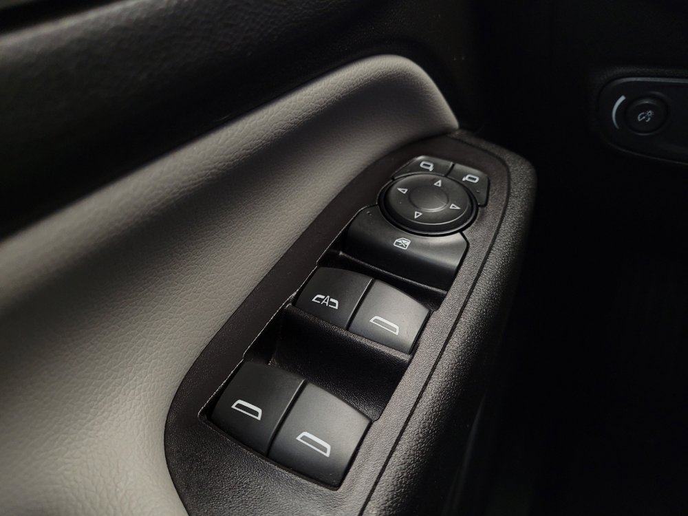 Used 2020 Chevrolet Equinox LS w/ LS Convenience Package image 27