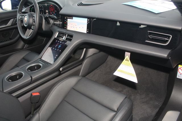 New 2026 Porsche Taycan image 26