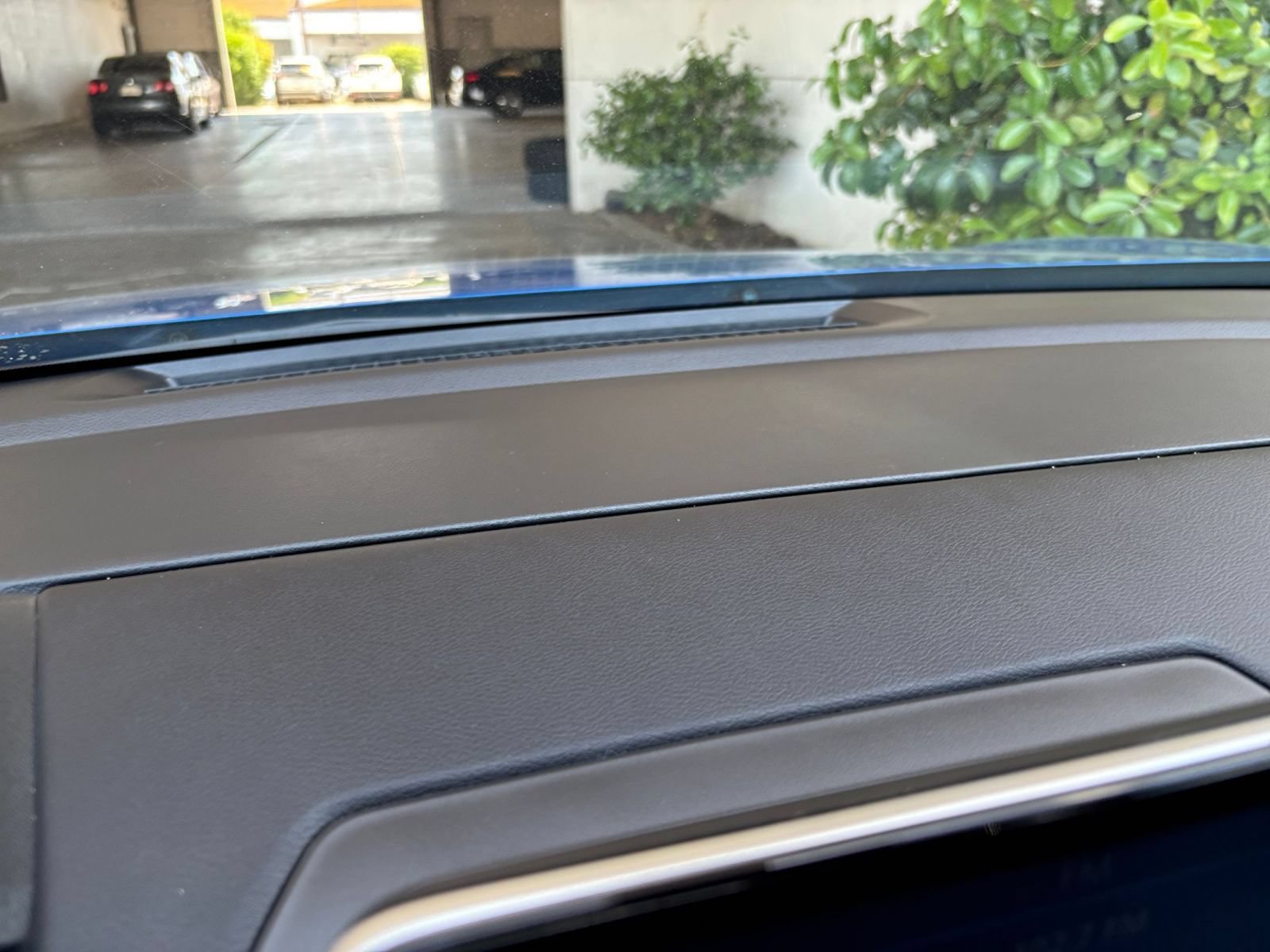 Used 2025 Nissan Sentra SV FWD image 17