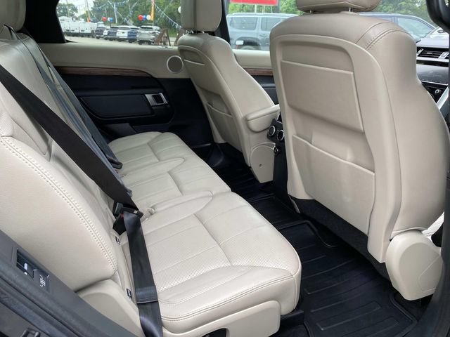 Used 2019 Land Rover Discovery HSE AWD/4WD image 29