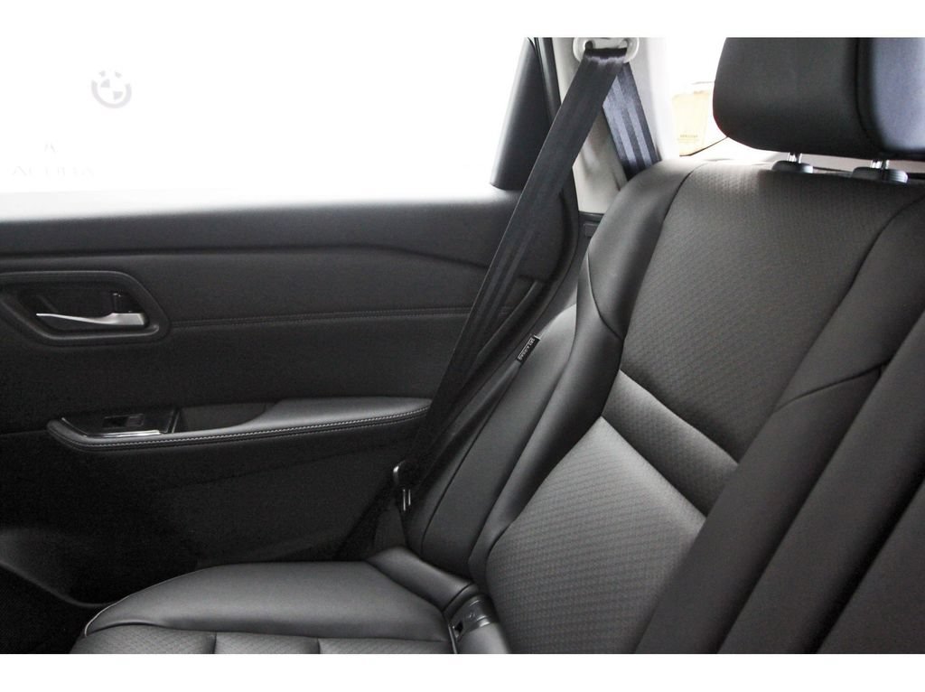 New 2026 Nissan Rogue Dark Armor FWD image 9