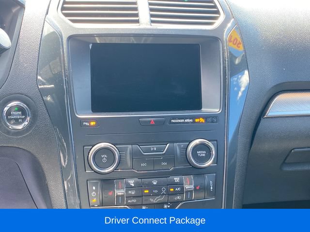 Used 2018 Ford Explorer XLT w/ Equipment Group 201A AWD/4WD image 10
