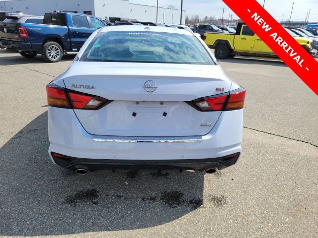 Used 2023 Nissan Altima 2.5 SR image 4