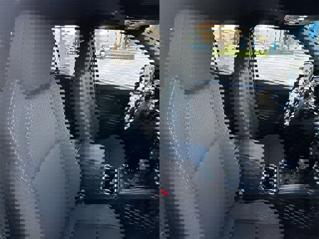 Used 2025 Toyota 4Runner SR5 image 27