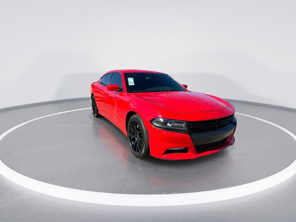 Used 2018 Dodge Charger R/T image 2