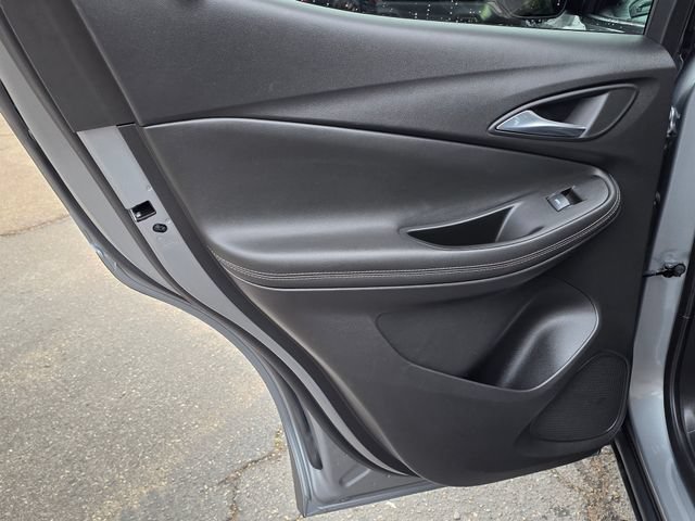 Used 2025 Buick Encore GX Preferred FWD image 17