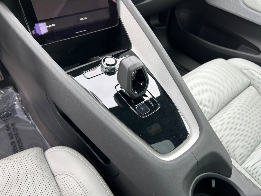 Used 2023 Polestar Polestar 2 w/ Pilot Pack image 27