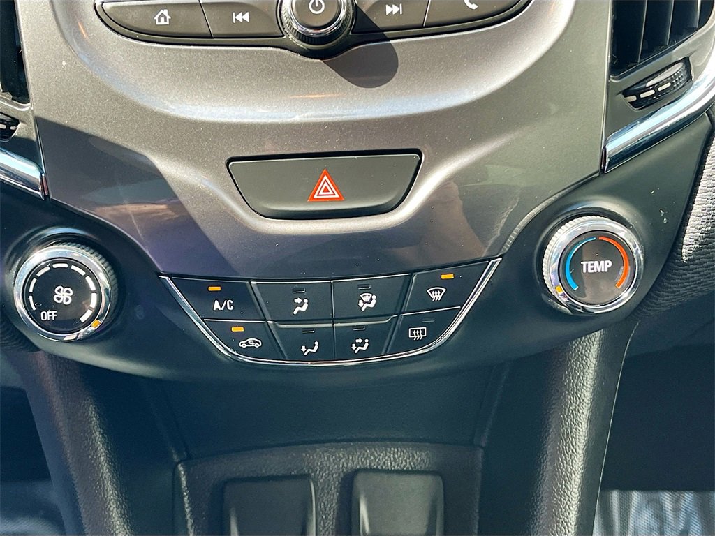 Used 2018 Chevrolet Cruze LT image 15
