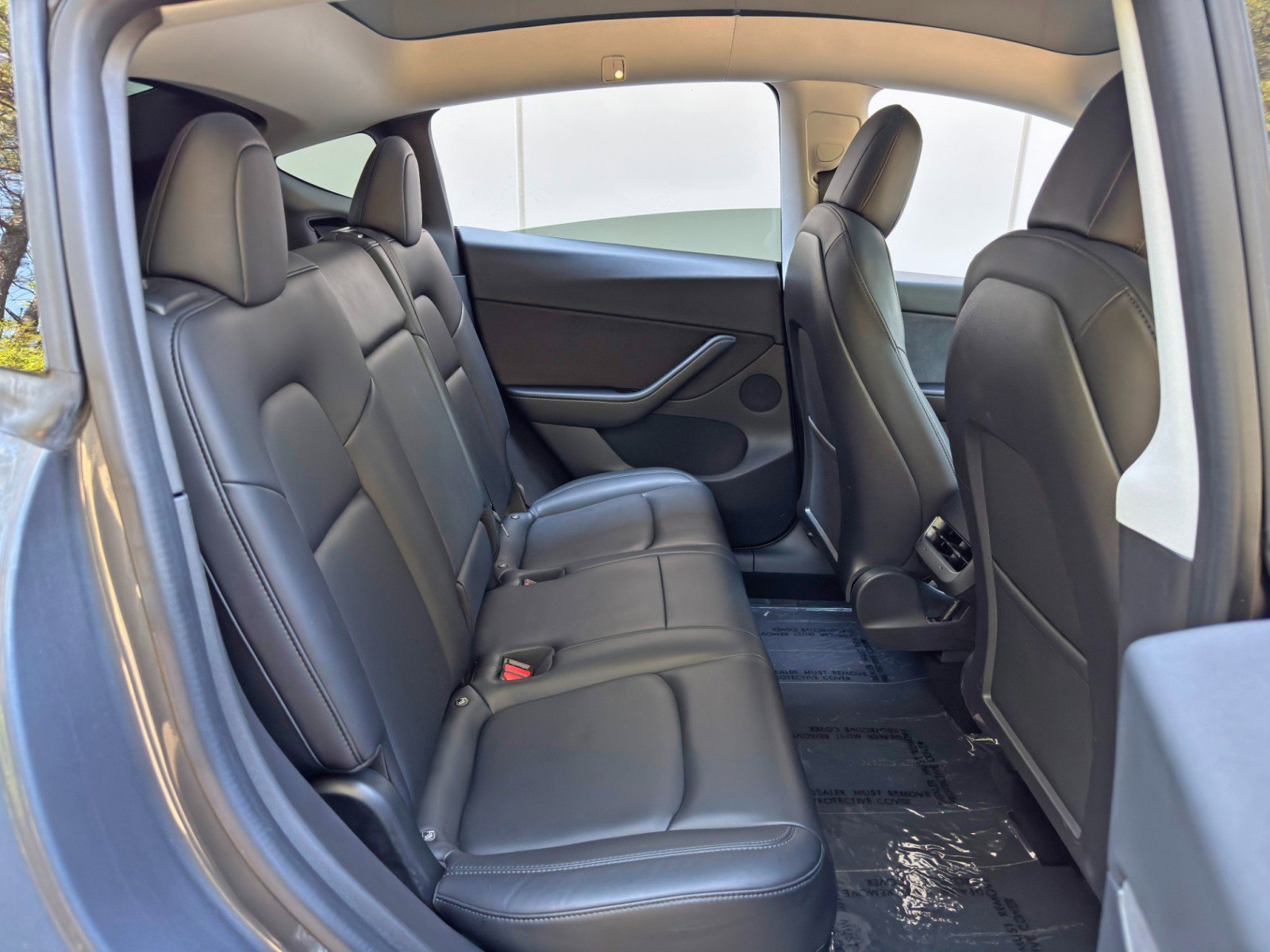 Used 2021 Tesla Model Y Long Range image 37