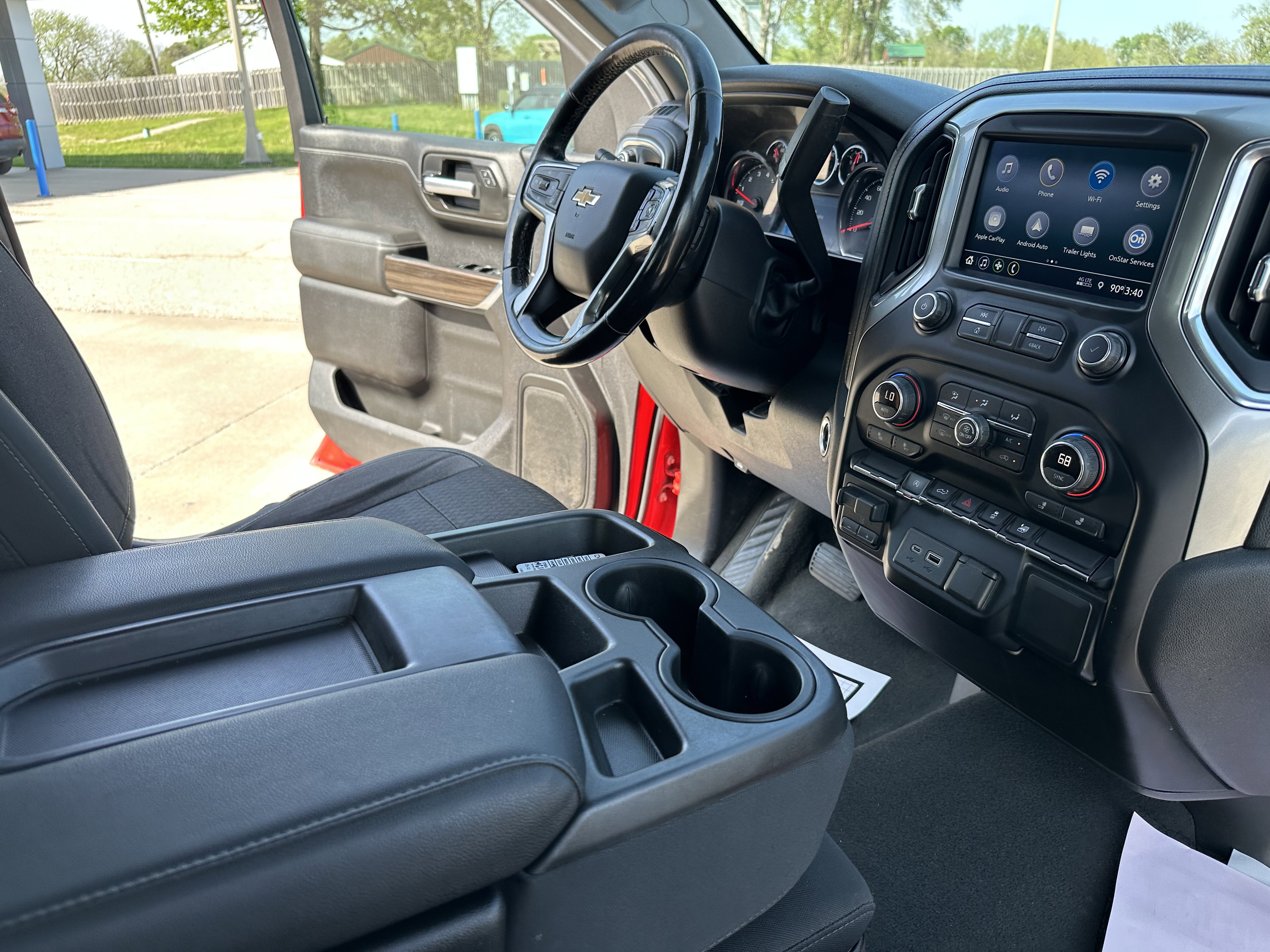 Used 2021 Chevrolet Silverado 1500 LT AWD/4WD image 33
