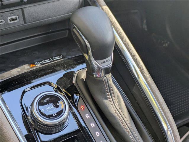 New 2026 GMC Canyon Denali image 11