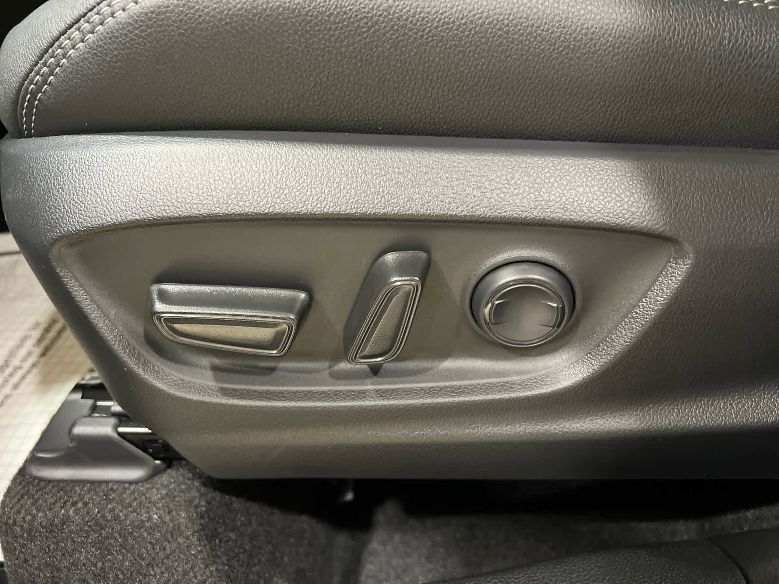 New 2026 Toyota Corolla Cross XLE w/ Convenience Package image 16