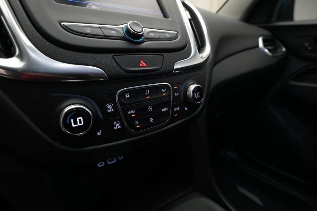 Used 2020 Chevrolet Equinox LT AWD/4WD image 21