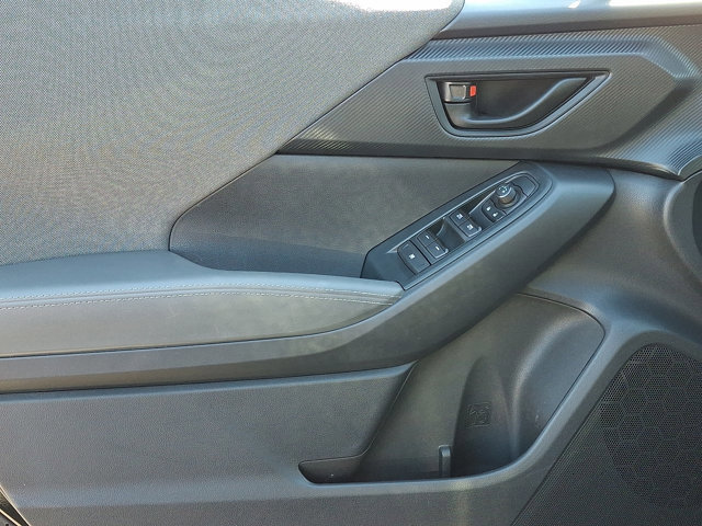 Used 2024 Subaru Crosstrek 2.0i Premium w/ Popular Package #3 image 13