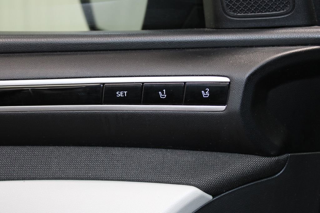 Used 2022 Hyundai Tucson Limited w/ Cargo Package image 36