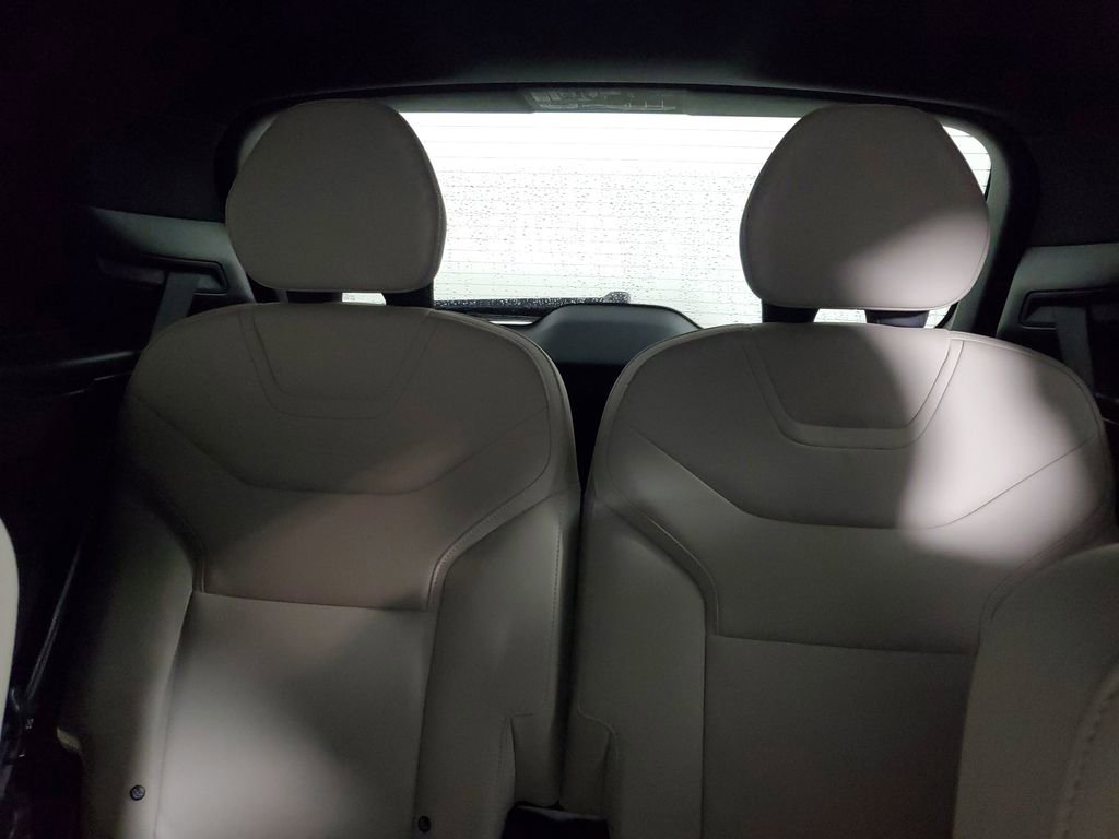Used 2025 Volvo EX90 Ultra image 16