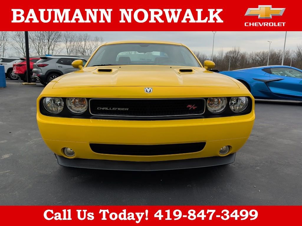Used 2010 Dodge Challenger R/T image 2