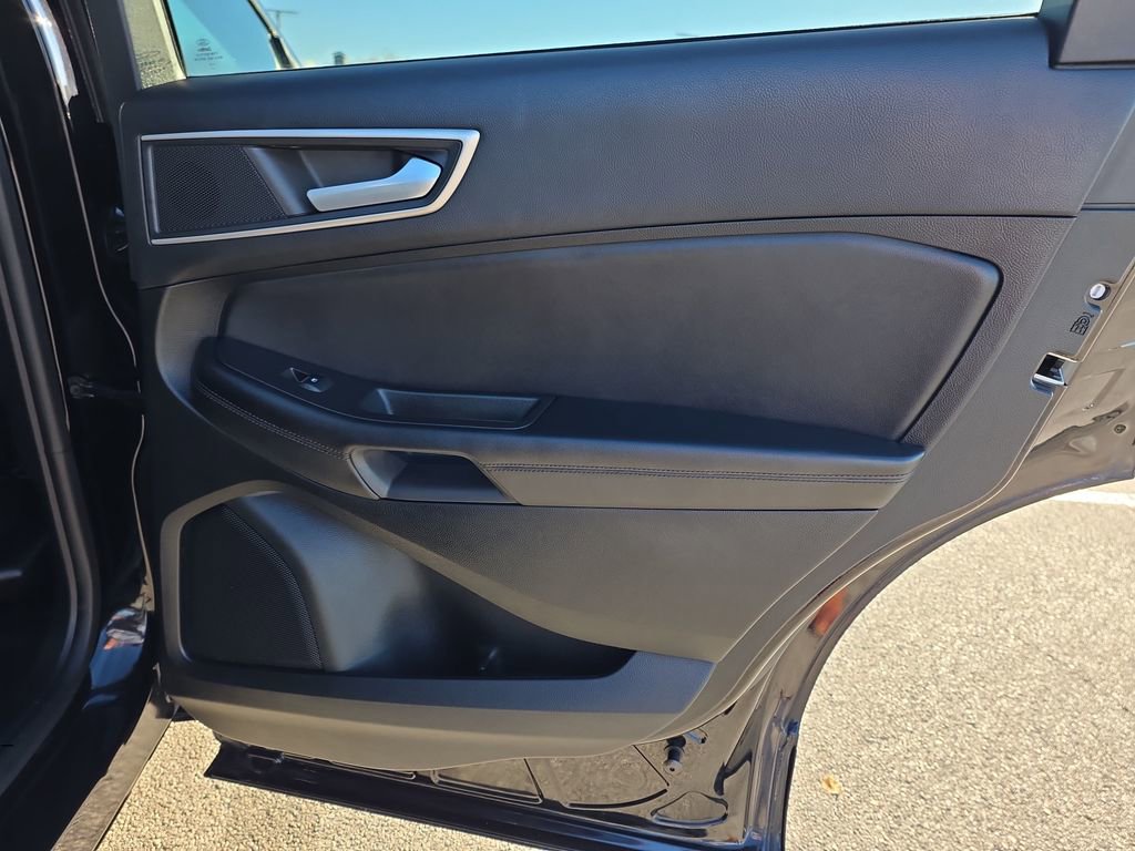 Used 2023 Ford Edge SEL w/ Convenience Package image 33