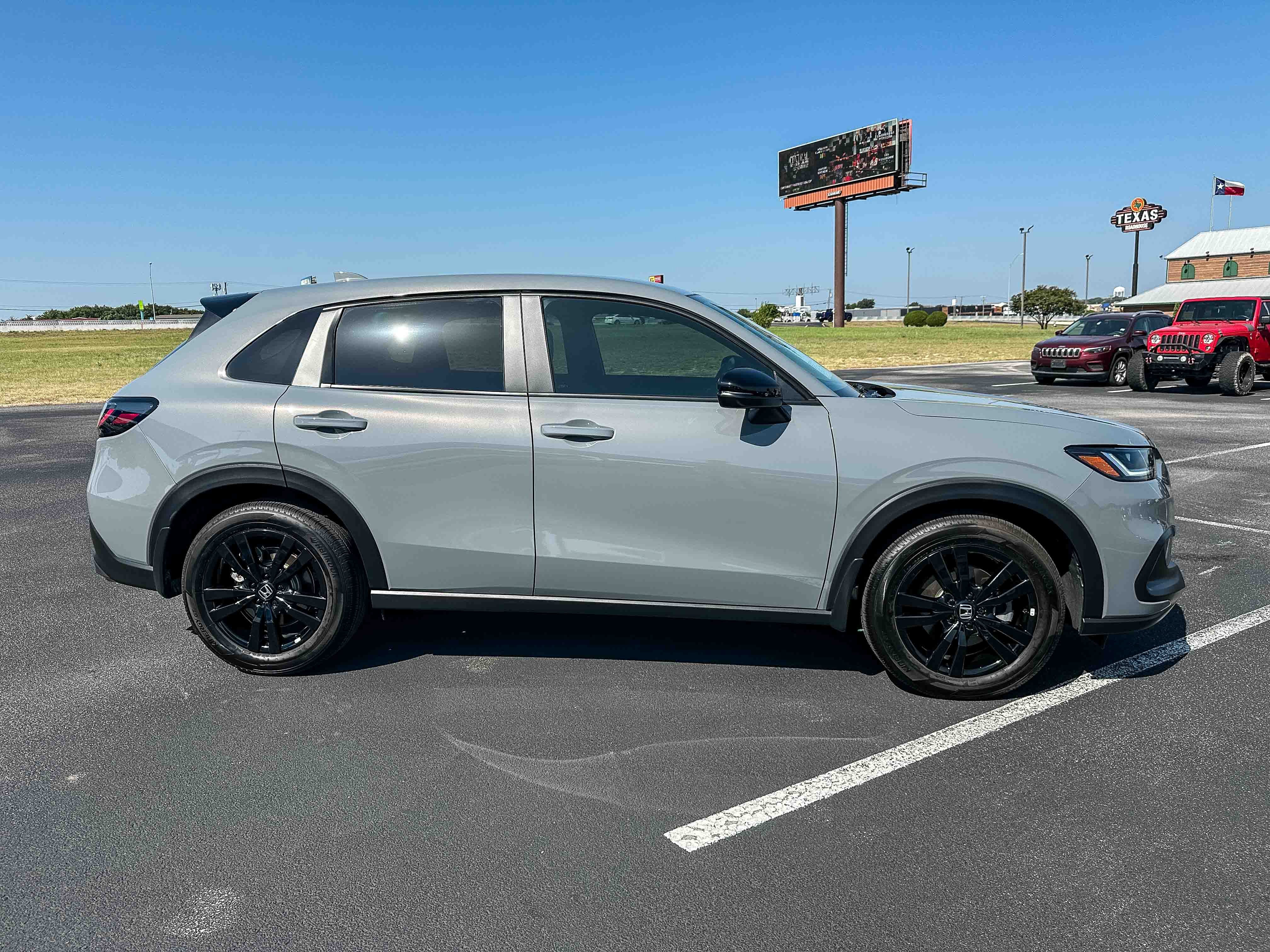 Used 2026 Honda HR-V Sport image 5