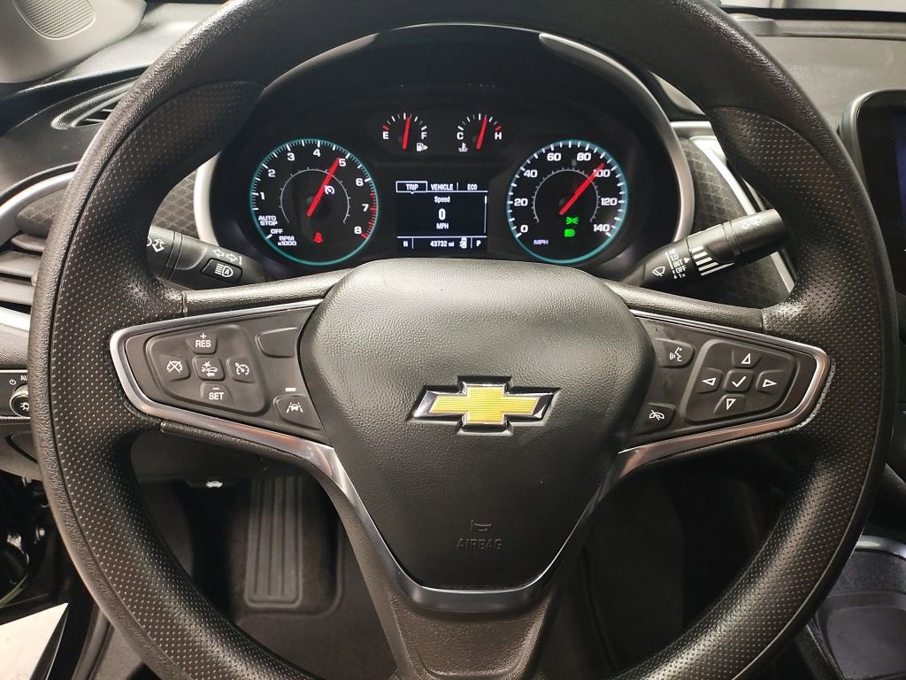 Used 2024 Chevrolet Malibu LT image 27