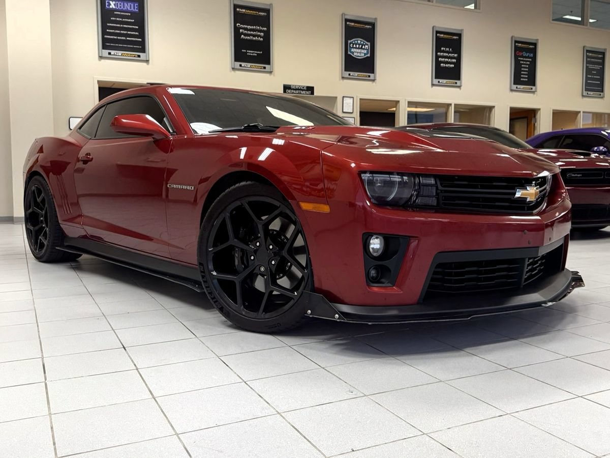 Used 2014 Chevrolet Camaro ZL1 RWD image 10
