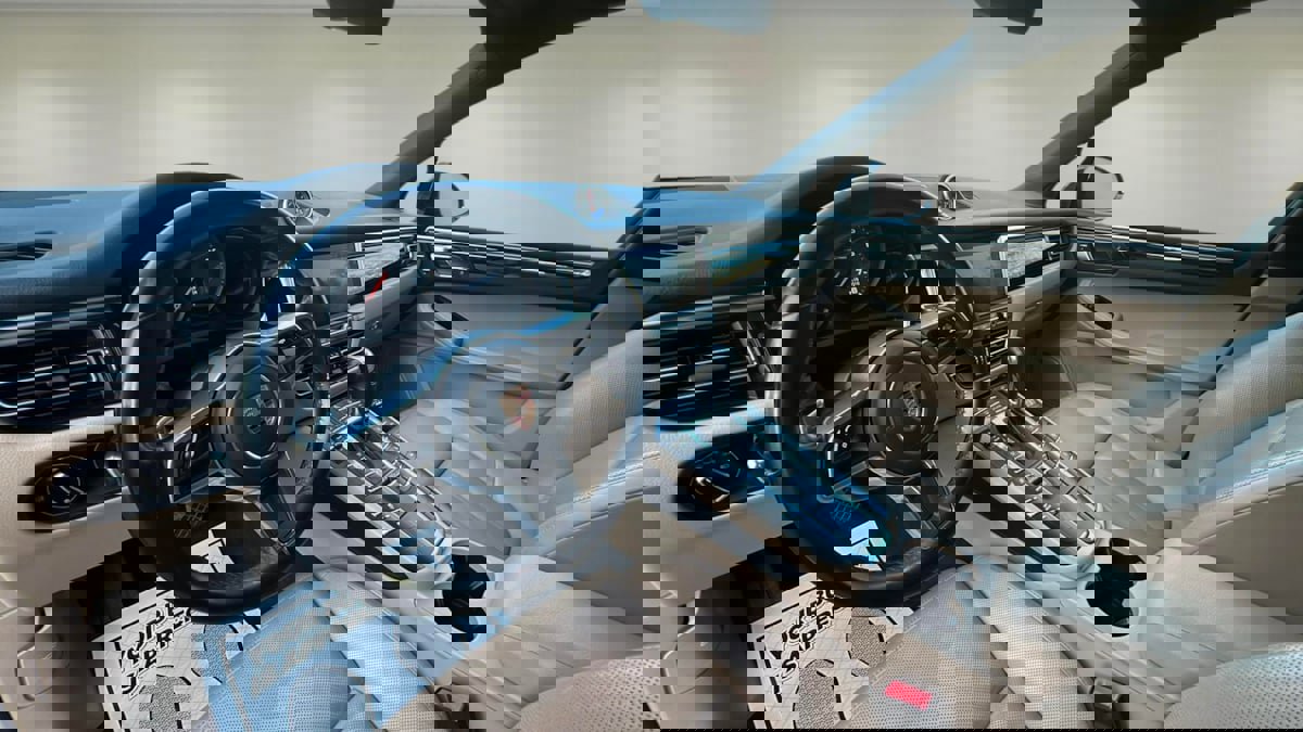 Used 2020 Porsche Macan image 9