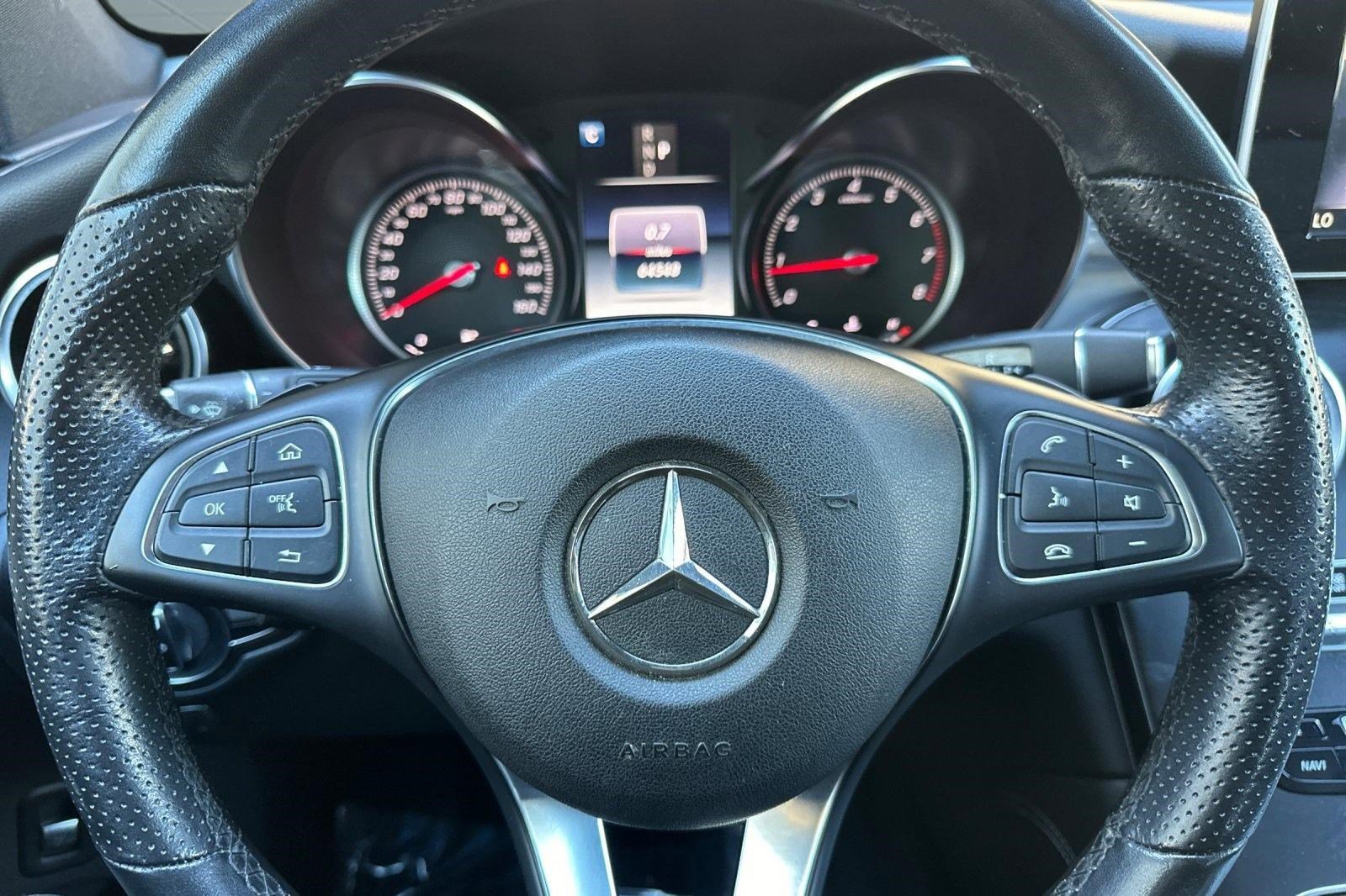 Used 2019 Mercedes-Benz GLC 300 4MATIC image 18