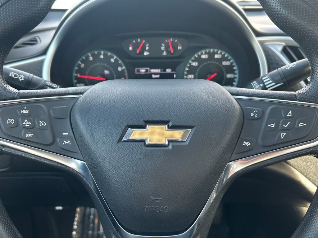 Used 2023 Chevrolet Malibu LT image 11