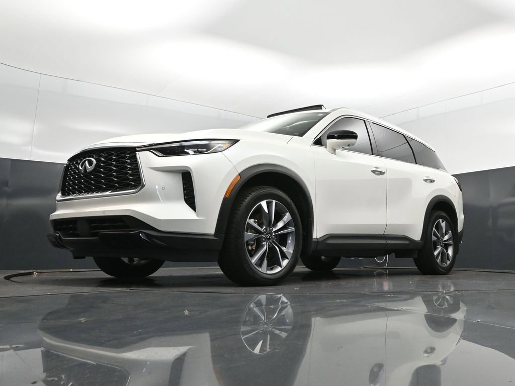 Used 2023 INFINITI QX60 Luxe w/ Cargo Package FWD image 40