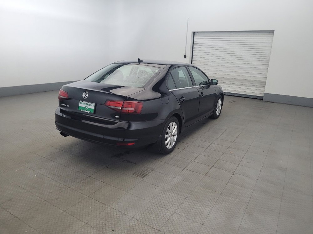 Used 2017 Volkswagen Jetta SE FWD image 9