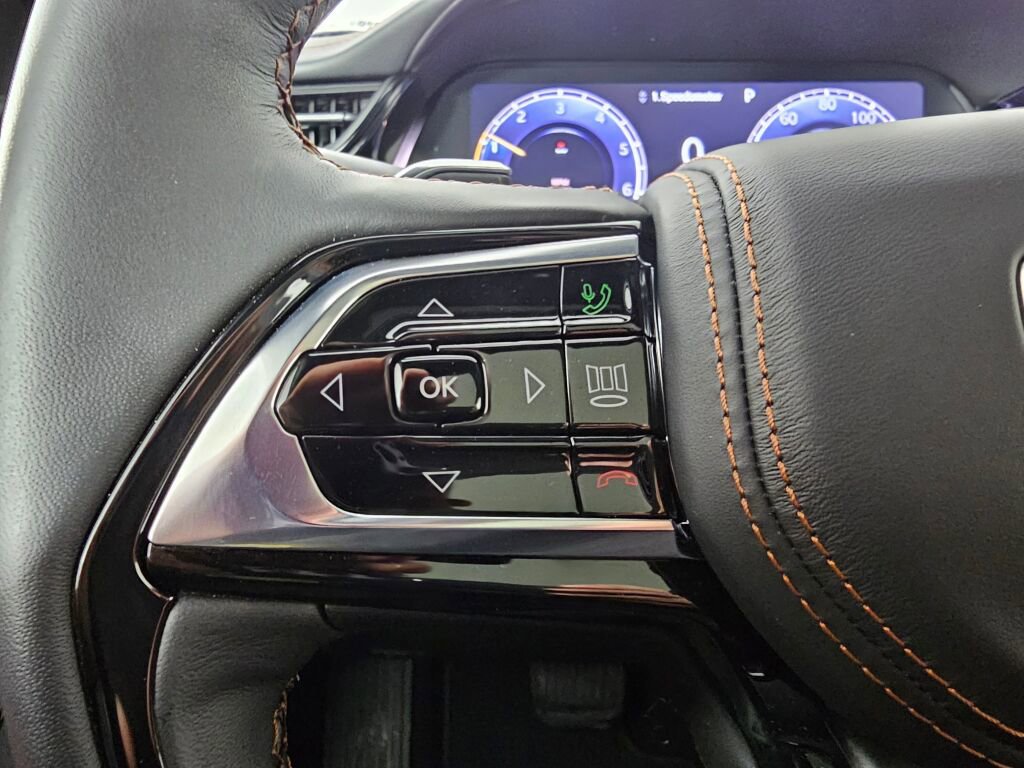 New 2026 Jeep Grand Cherokee Summit w/ Obsidian Package AWD/4WD image 23